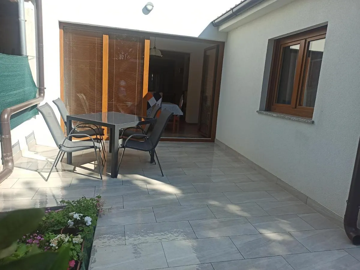 Apartment Three Little Birds 2Plus2 Rovinj